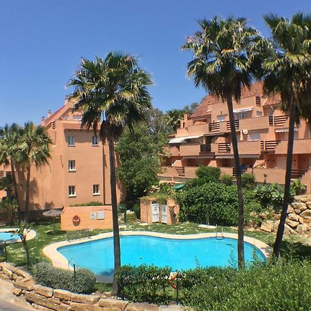 2236-Lovely Groundfloor With Pool View Casares Eksteriør bilde
