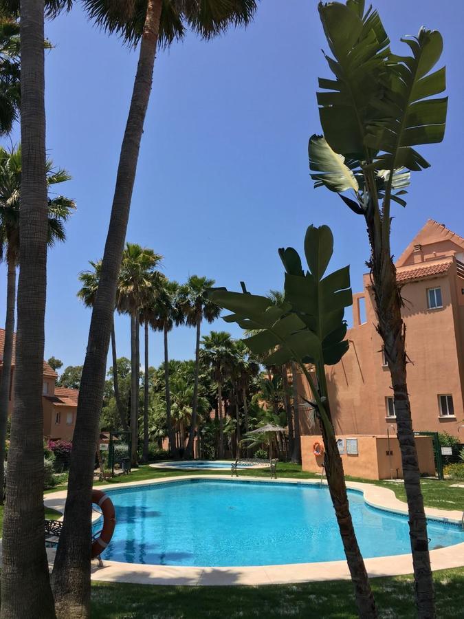 2236-Lovely Groundfloor With Pool View Casares Eksteriør bilde